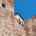 Die Festungsmauern der Alcazaba von Malaga.